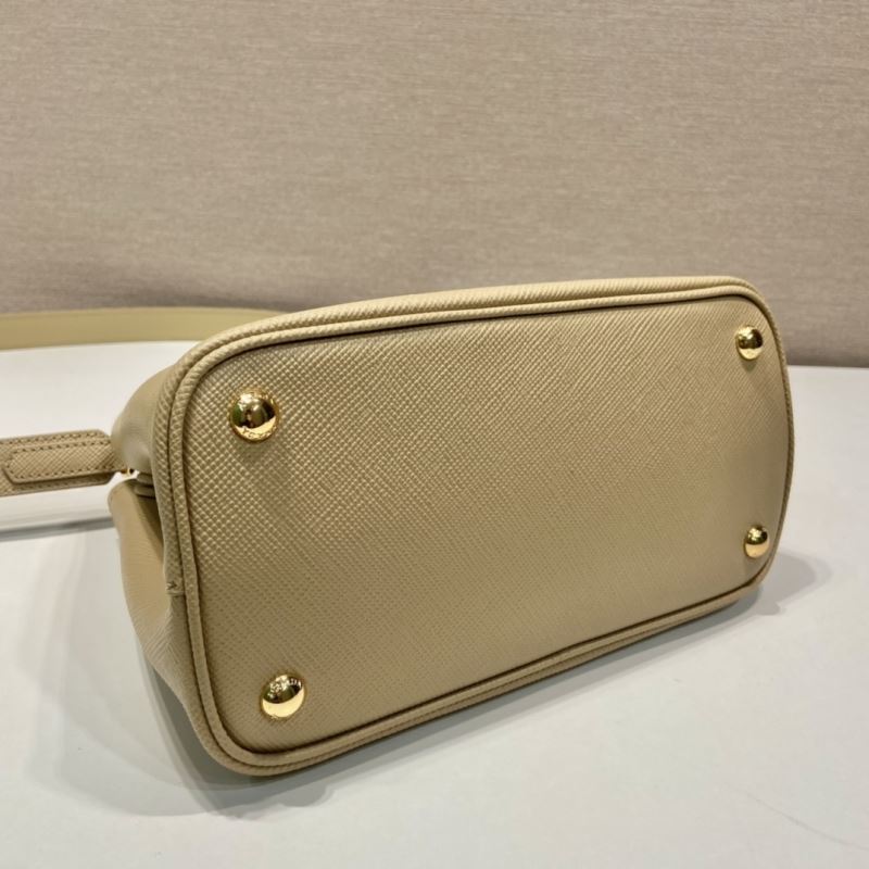 Pra*a top handle bags